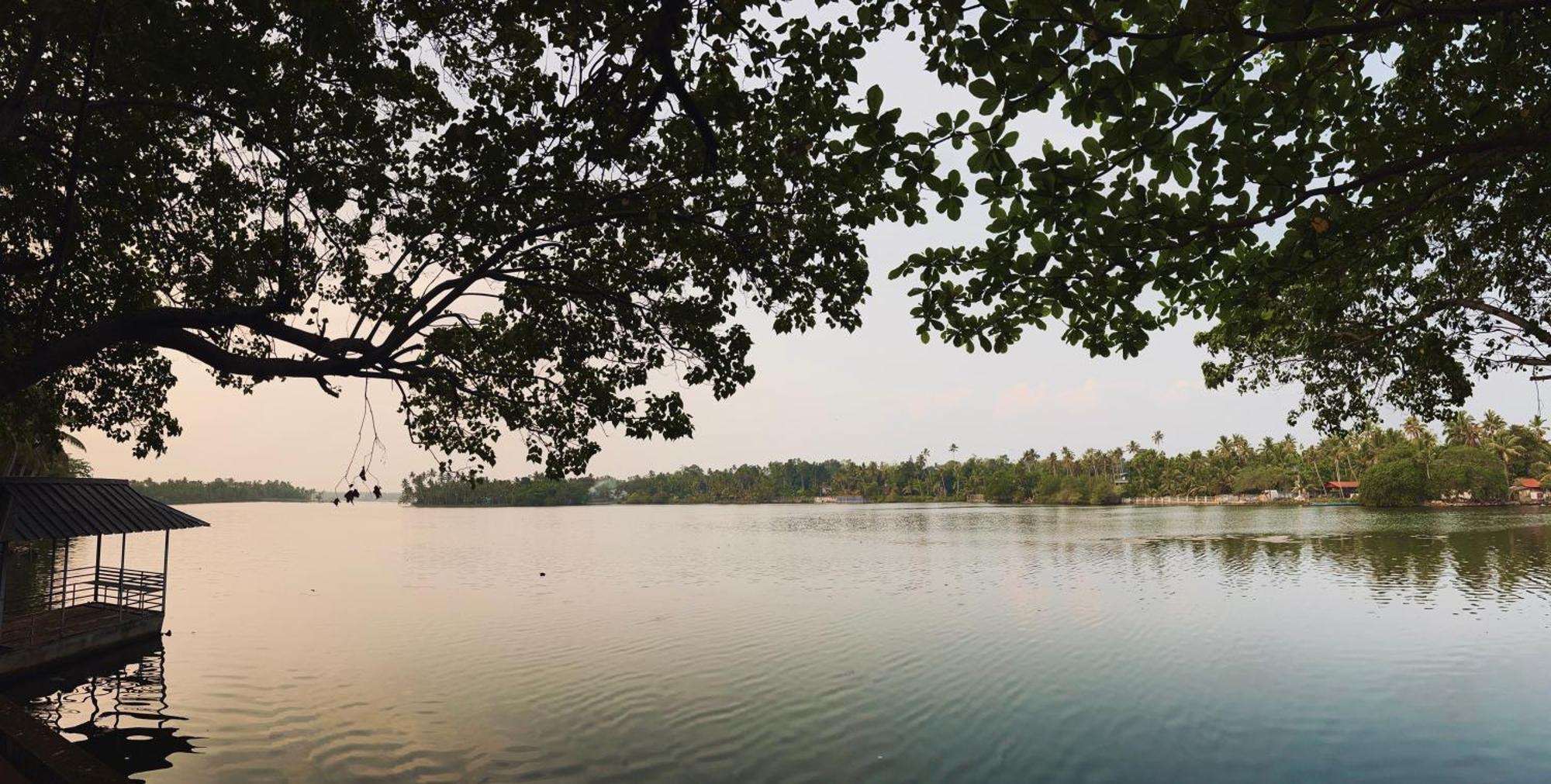 Waterfront By Palmyra Διαμέρισμα Kollam Εξωτερικό φωτογραφία