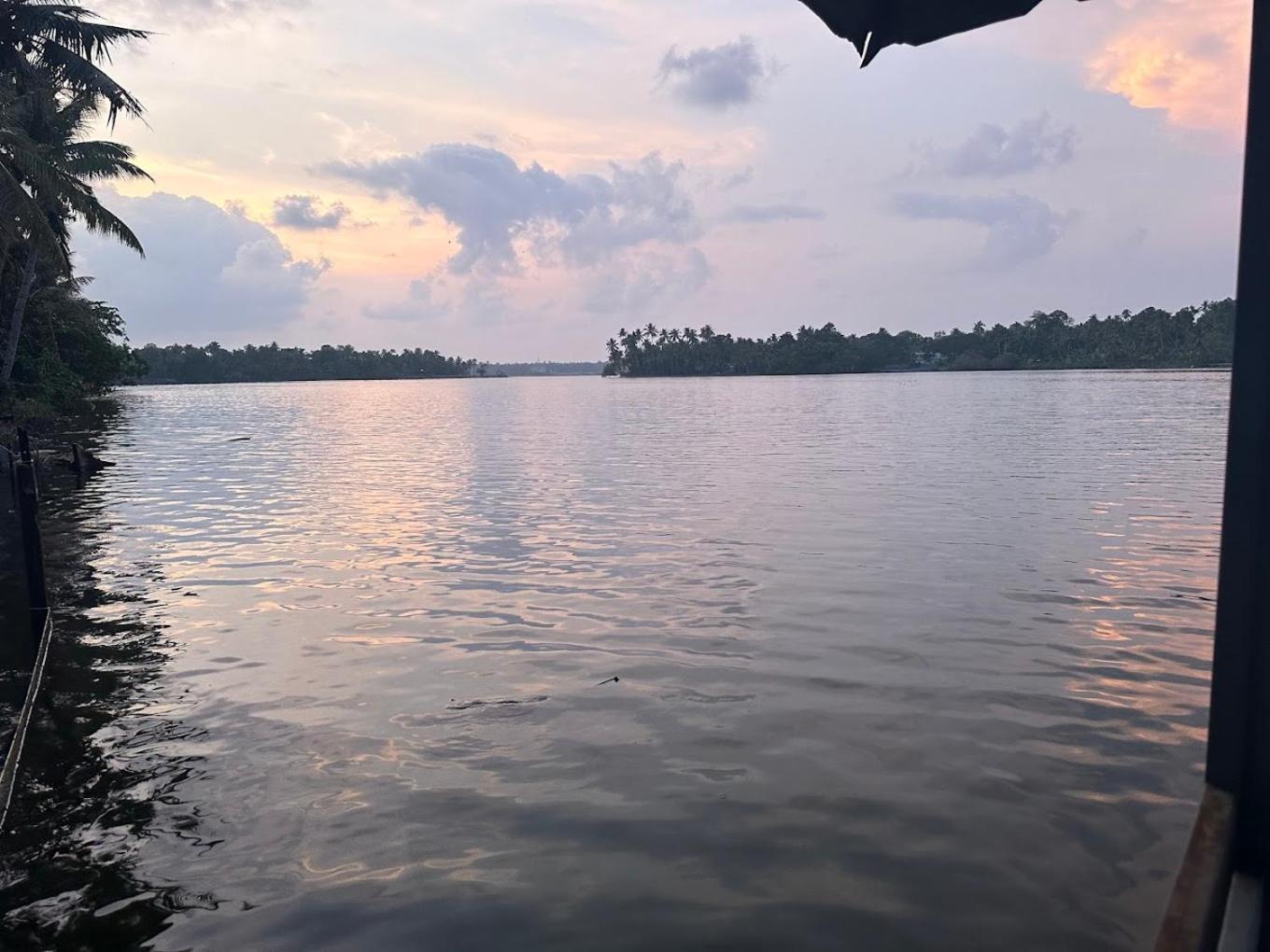 Waterfront By Palmyra Διαμέρισμα Kollam Εξωτερικό φωτογραφία
